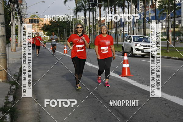 Buy your photos of the eventSantander Track & Field Run Series - Shopping Tambor on Fotop