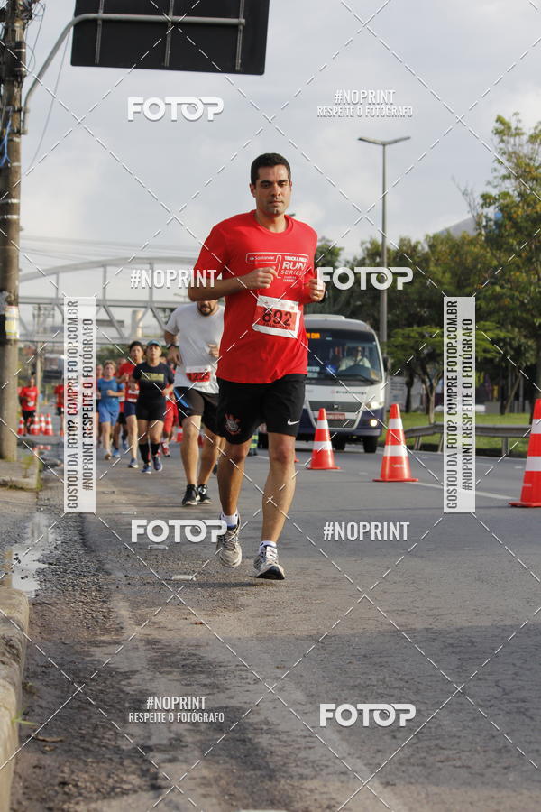 Buy your photos of the eventSantander Track & Field Run Series - Shopping Tambor on Fotop