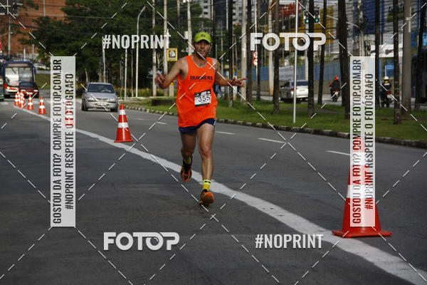 Buy your photos of the eventSantander Track & Field Run Series - Shopping Tambor on Fotop