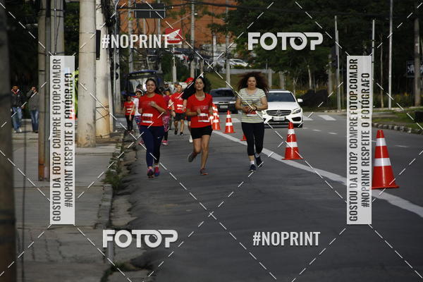 Buy your photos of the eventSantander Track & Field Run Series - Shopping Tambor on Fotop