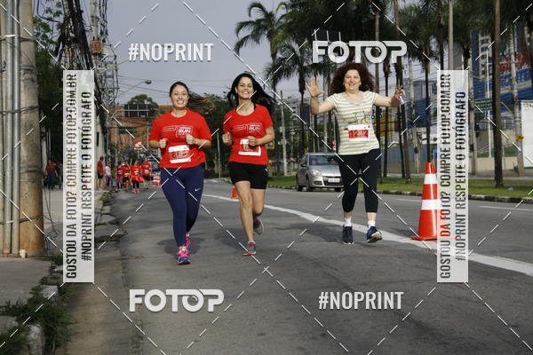Buy your photos of the eventSantander Track & Field Run Series - Shopping Tambor on Fotop