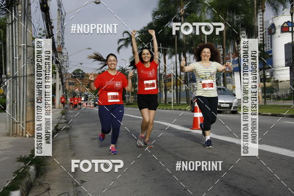 Buy your photos of the eventSantander Track & Field Run Series - Shopping Tambor on Fotop