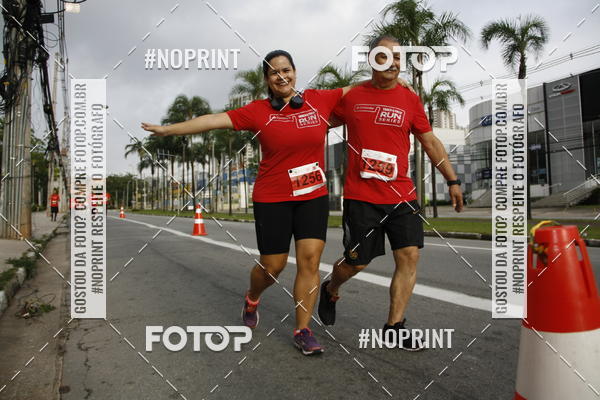 Buy your photos of the eventSantander Track & Field Run Series - Shopping Tambor on Fotop