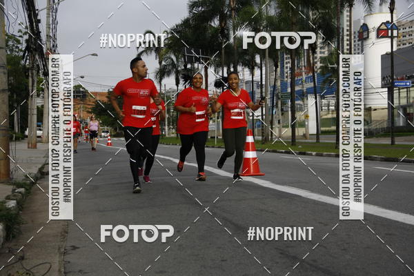 Buy your photos of the eventSantander Track & Field Run Series - Shopping Tambor on Fotop