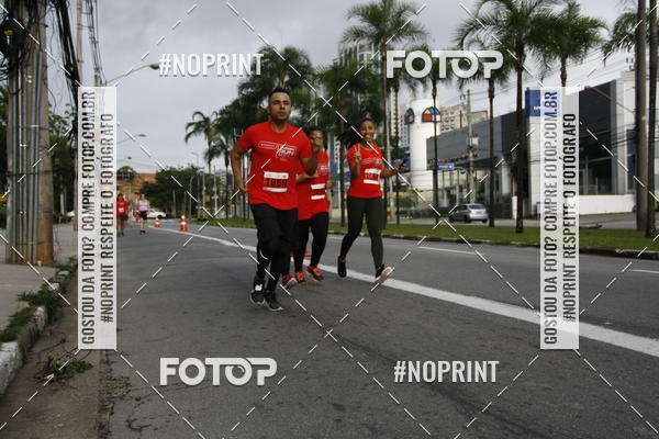 Buy your photos of the eventSantander Track & Field Run Series - Shopping Tambor on Fotop