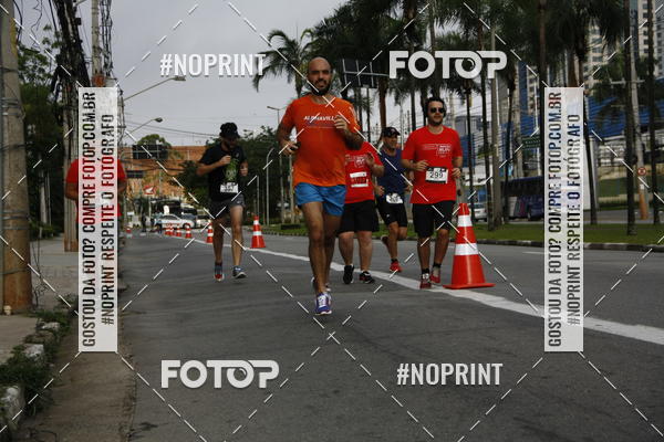 Buy your photos of the eventSantander Track & Field Run Series - Shopping Tambor on Fotop