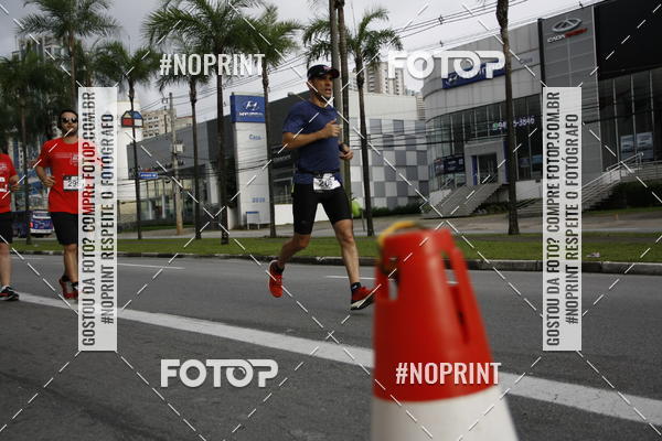 Buy your photos of the eventSantander Track & Field Run Series - Shopping Tambor on Fotop