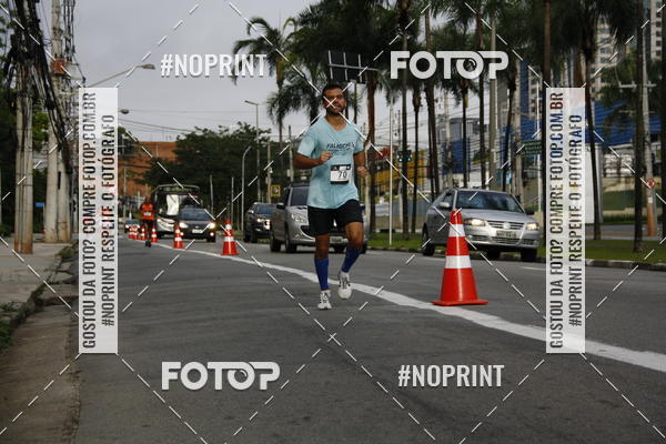 Buy your photos of the eventSantander Track & Field Run Series - Shopping Tambor on Fotop