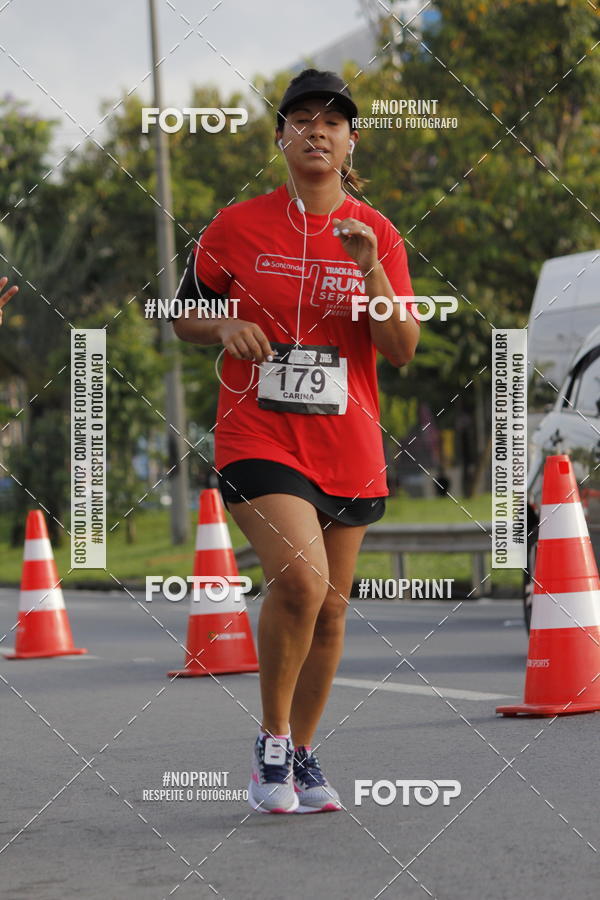 Buy your photos of the eventSantander Track & Field Run Series - Shopping Tambor on Fotop