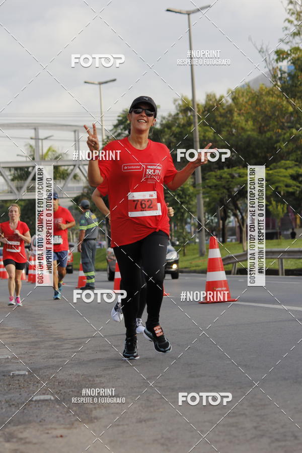 Buy your photos of the eventSantander Track & Field Run Series - Shopping Tambor on Fotop