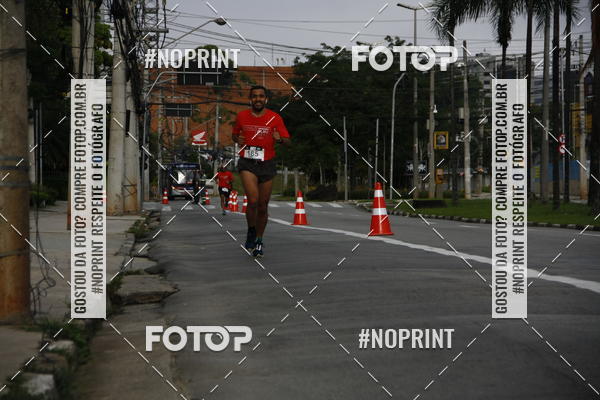 Buy your photos of the eventSantander Track & Field Run Series - Shopping Tambor on Fotop