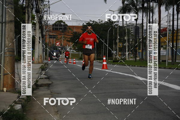 Buy your photos of the eventSantander Track & Field Run Series - Shopping Tambor on Fotop