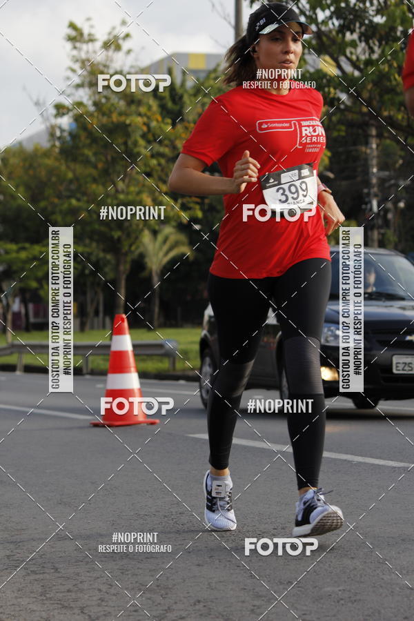 Buy your photos of the eventSantander Track & Field Run Series - Shopping Tambor on Fotop