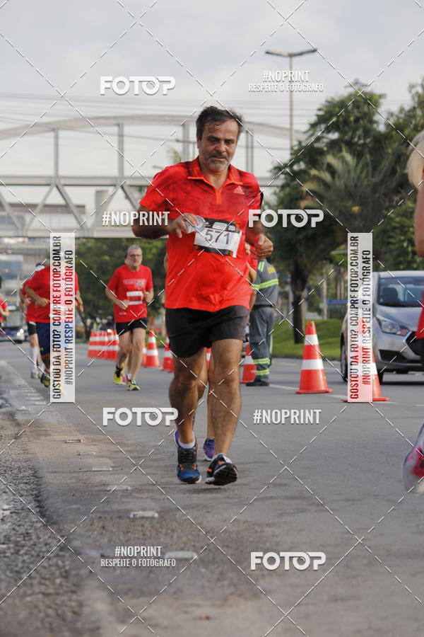 Buy your photos of the eventSantander Track & Field Run Series - Shopping Tambor on Fotop