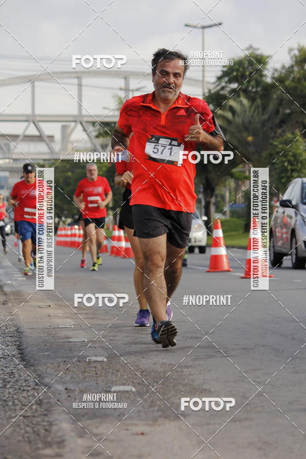 Buy your photos of the eventSantander Track & Field Run Series - Shopping Tambor on Fotop