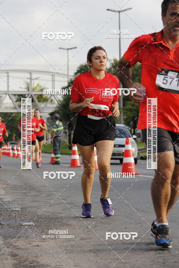 Buy your photos of the eventSantander Track & Field Run Series - Shopping Tambor on Fotop