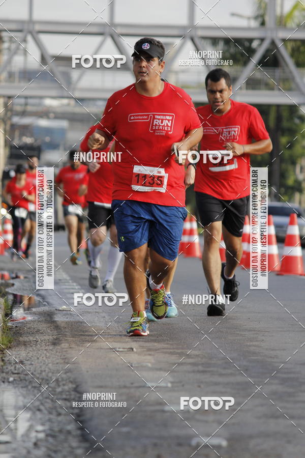 Buy your photos of the eventSantander Track & Field Run Series - Shopping Tambor on Fotop
