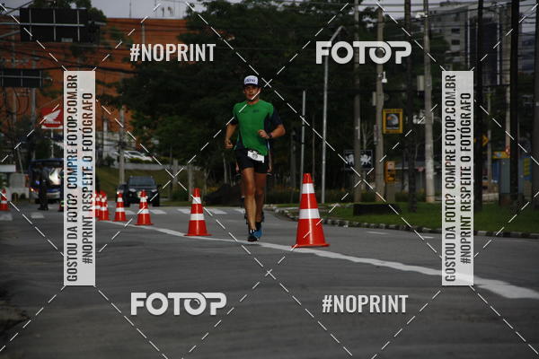 Buy your photos of the eventSantander Track & Field Run Series - Shopping Tambor on Fotop