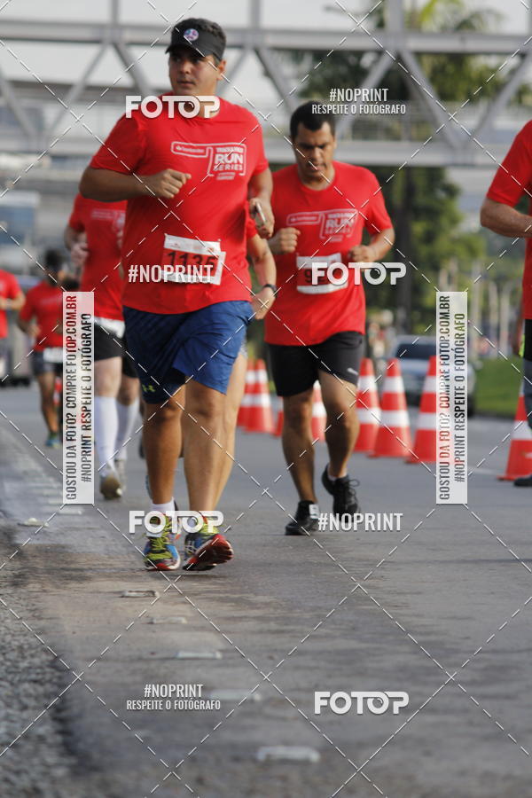 Buy your photos of the eventSantander Track & Field Run Series - Shopping Tambor on Fotop