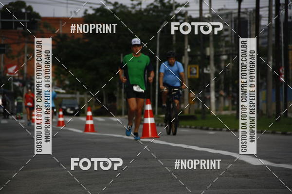 Buy your photos of the eventSantander Track & Field Run Series - Shopping Tambor on Fotop