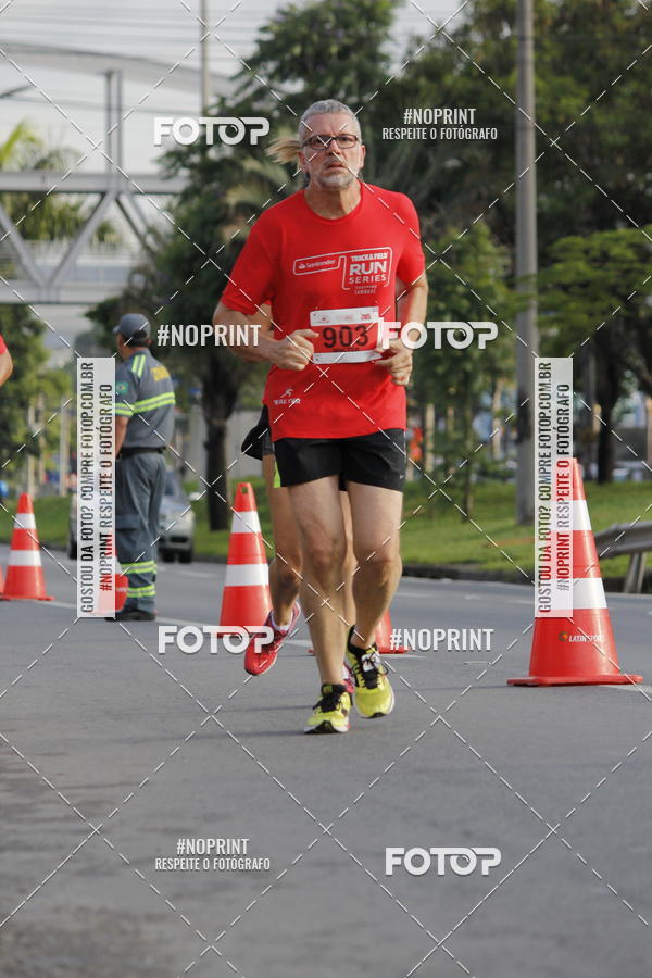 Buy your photos of the eventSantander Track & Field Run Series - Shopping Tambor on Fotop