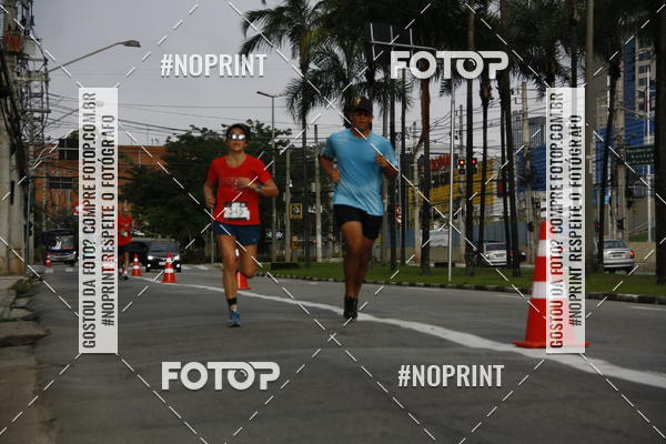 Buy your photos of the eventSantander Track & Field Run Series - Shopping Tambor on Fotop