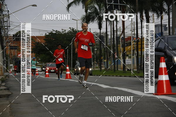 Buy your photos of the eventSantander Track & Field Run Series - Shopping Tambor on Fotop
