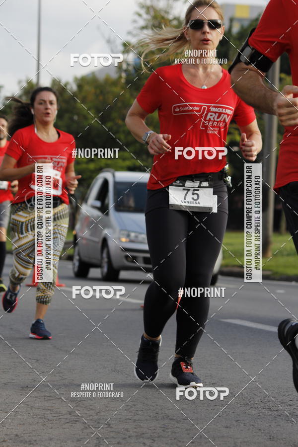 Buy your photos of the eventSantander Track & Field Run Series - Shopping Tambor on Fotop