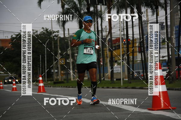 Buy your photos of the eventSantander Track & Field Run Series - Shopping Tambor on Fotop