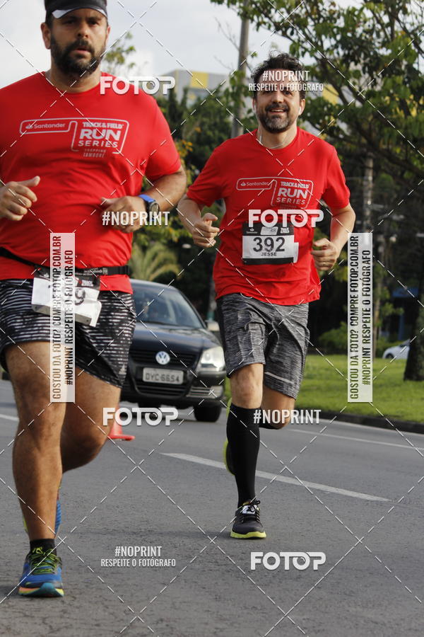 Buy your photos of the eventSantander Track & Field Run Series - Shopping Tambor on Fotop