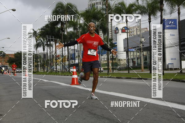 Buy your photos of the eventSantander Track & Field Run Series - Shopping Tambor on Fotop