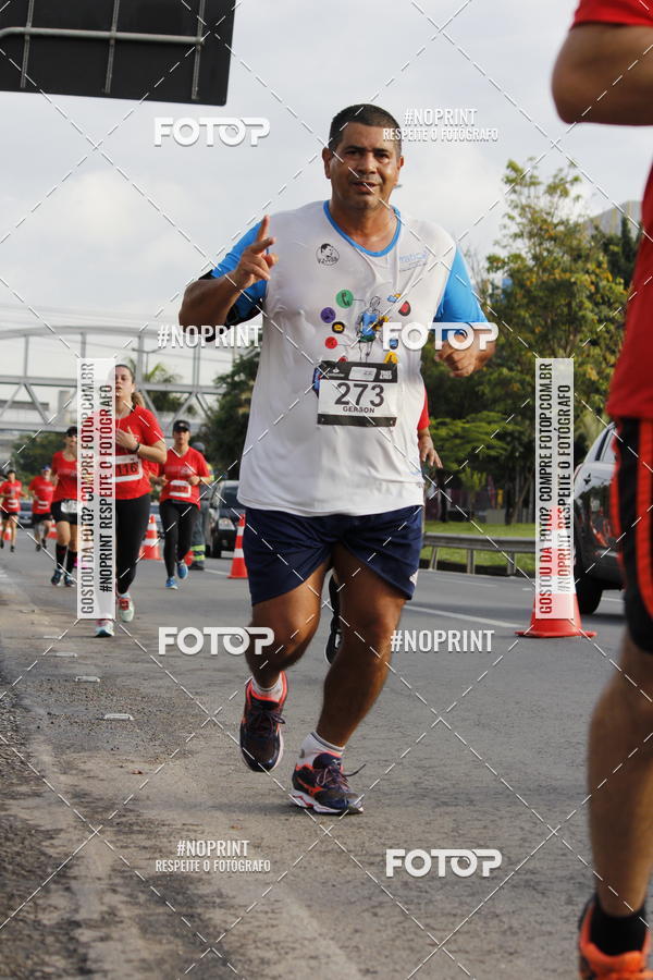 Buy your photos of the eventSantander Track & Field Run Series - Shopping Tambor on Fotop