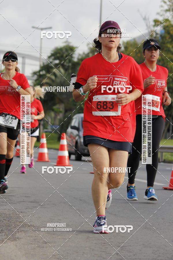 Buy your photos of the eventSantander Track & Field Run Series - Shopping Tambor on Fotop