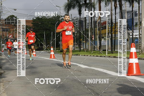 Buy your photos of the eventSantander Track & Field Run Series - Shopping Tambor on Fotop