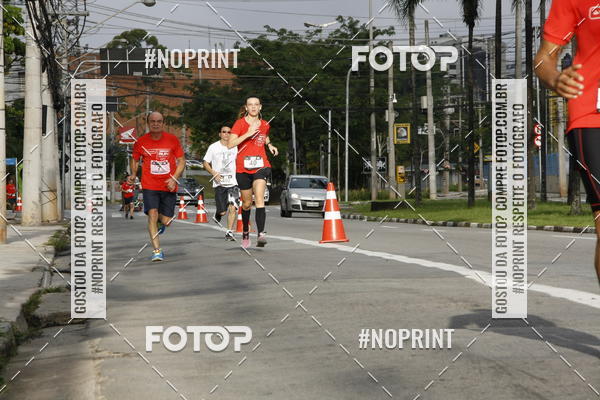 Buy your photos of the eventSantander Track & Field Run Series - Shopping Tambor on Fotop
