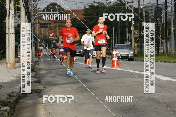Buy your photos of the eventSantander Track & Field Run Series - Shopping Tambor on Fotop