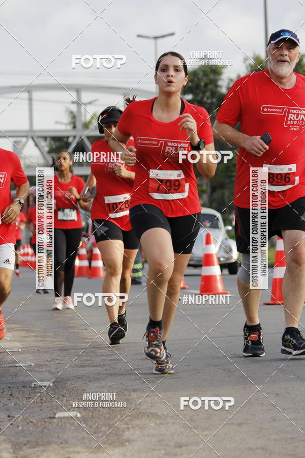 Buy your photos of the eventSantander Track & Field Run Series - Shopping Tambor on Fotop
