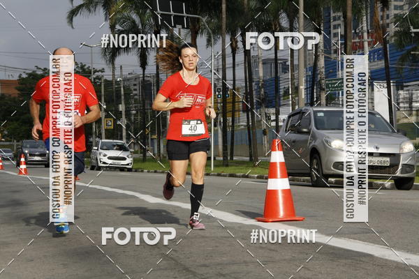 Buy your photos of the eventSantander Track & Field Run Series - Shopping Tambor on Fotop