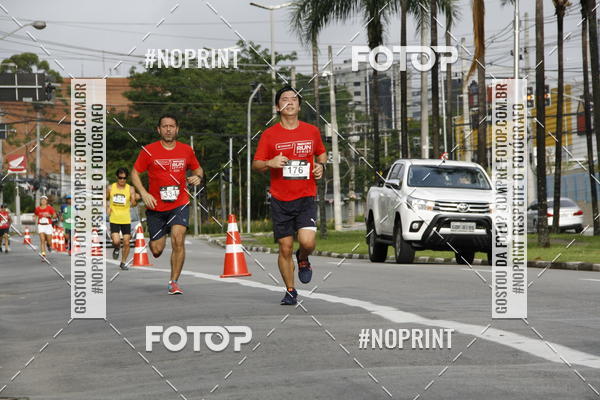 Buy your photos of the eventSantander Track & Field Run Series - Shopping Tambor on Fotop