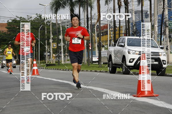 Buy your photos of the eventSantander Track & Field Run Series - Shopping Tambor on Fotop