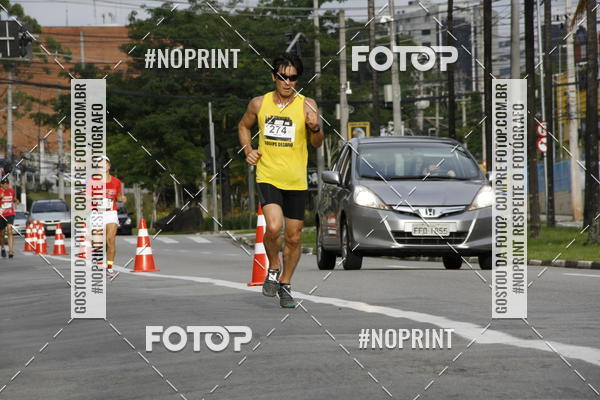 Buy your photos of the eventSantander Track & Field Run Series - Shopping Tambor on Fotop
