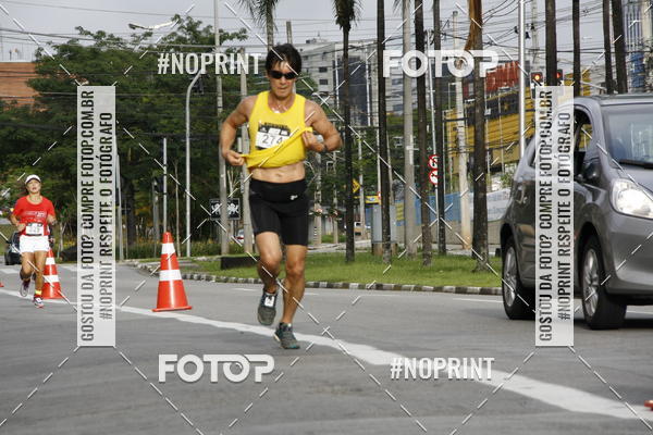 Buy your photos of the eventSantander Track & Field Run Series - Shopping Tambor on Fotop
