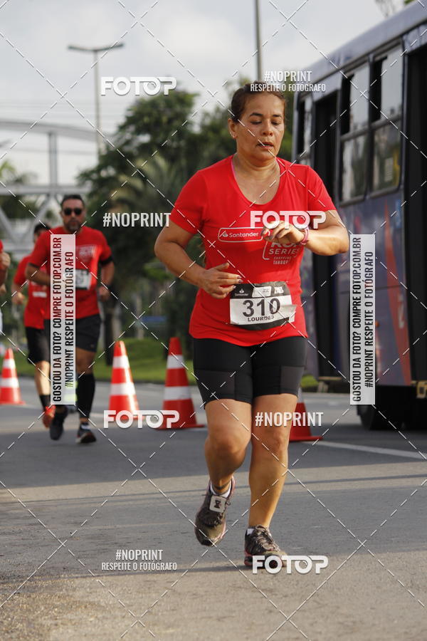 Buy your photos of the eventSantander Track & Field Run Series - Shopping Tambor on Fotop