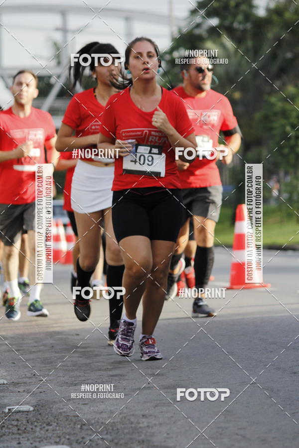 Buy your photos of the eventSantander Track & Field Run Series - Shopping Tambor on Fotop