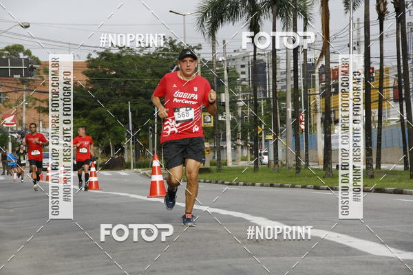 Buy your photos of the eventSantander Track & Field Run Series - Shopping Tambor on Fotop