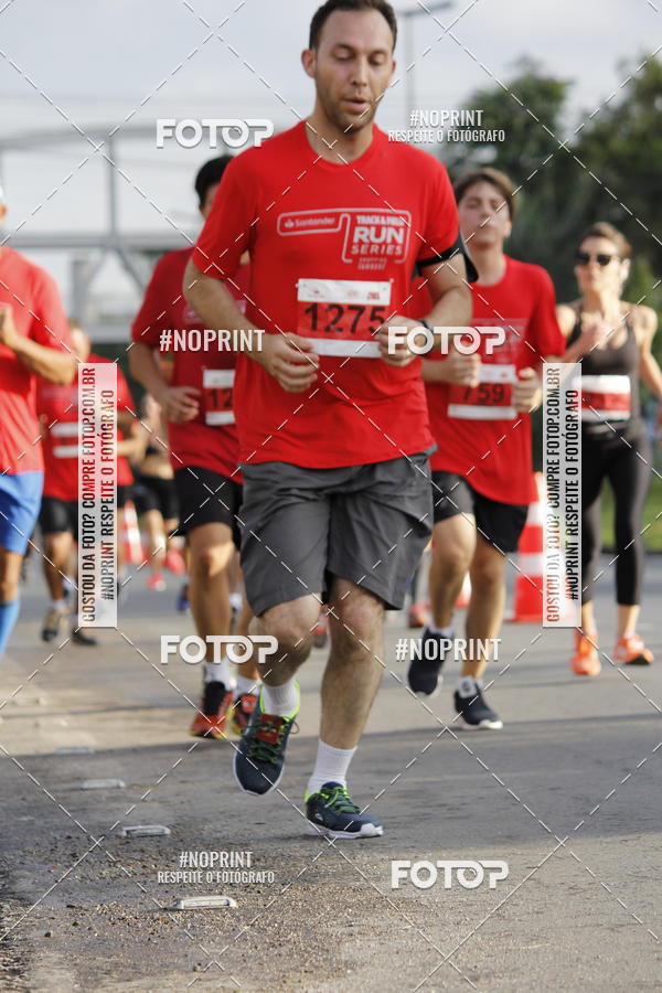 Buy your photos of the eventSantander Track & Field Run Series - Shopping Tambor on Fotop