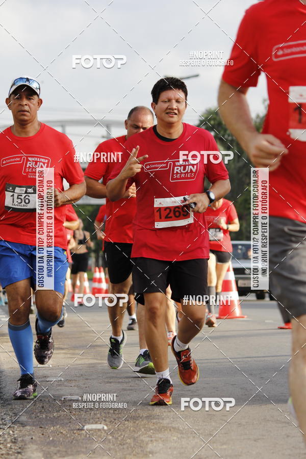 Buy your photos of the eventSantander Track & Field Run Series - Shopping Tambor on Fotop