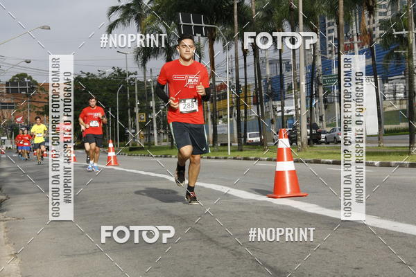 Buy your photos of the eventSantander Track & Field Run Series - Shopping Tambor on Fotop
