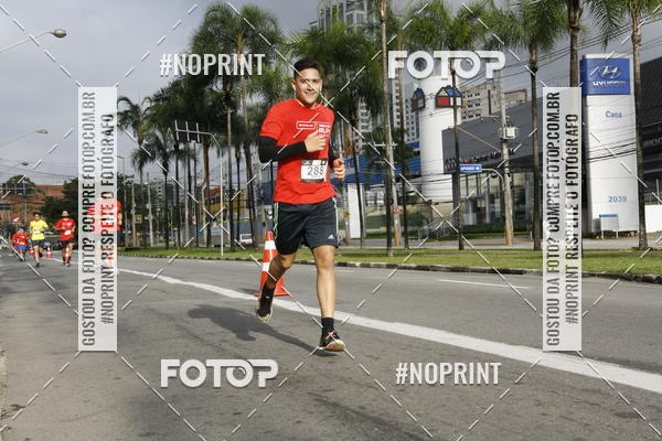Buy your photos of the eventSantander Track & Field Run Series - Shopping Tambor on Fotop