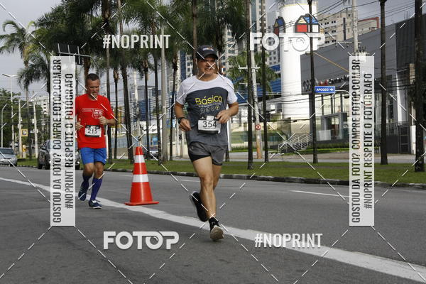 Buy your photos of the eventSantander Track & Field Run Series - Shopping Tambor on Fotop